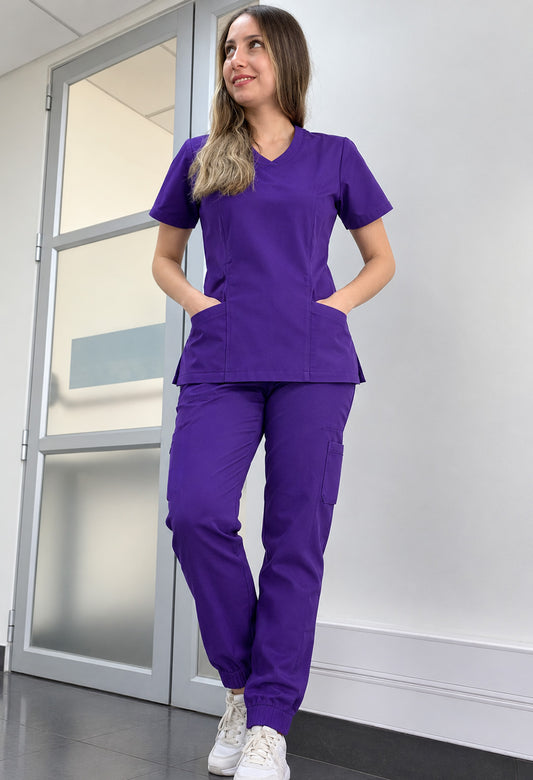 Conjunto Scrubs Antifluido, chaqueta  & Jogger Be Med Uniformes Medicos TODO TEXTIL Morado